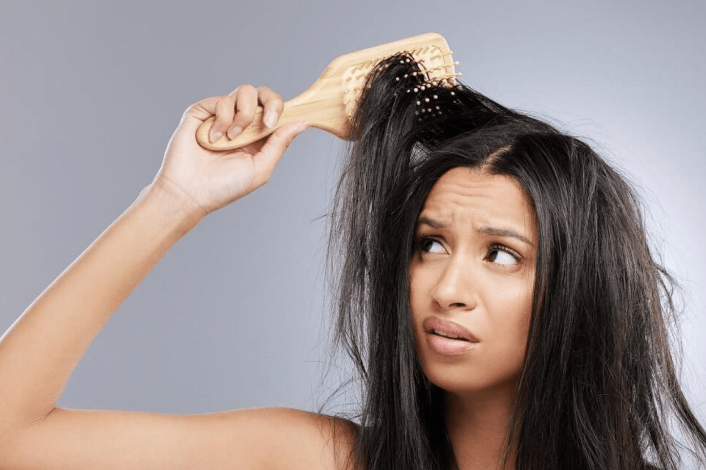Comment garder ses cheveux lisses la nuit ?